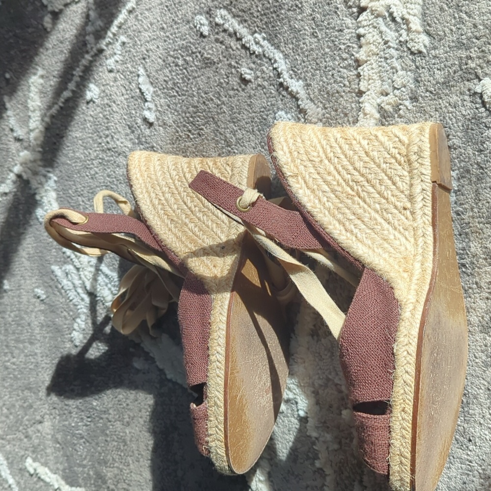 Espadrilles - Picture 4 of 6